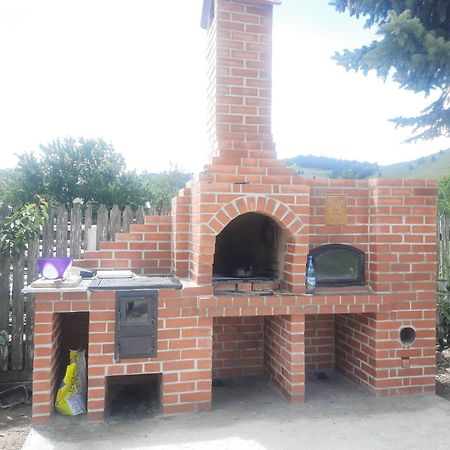 Antal Apartmans Lunca De Sus Kulcsoshaz Gyimesfelsolok Exterior photo