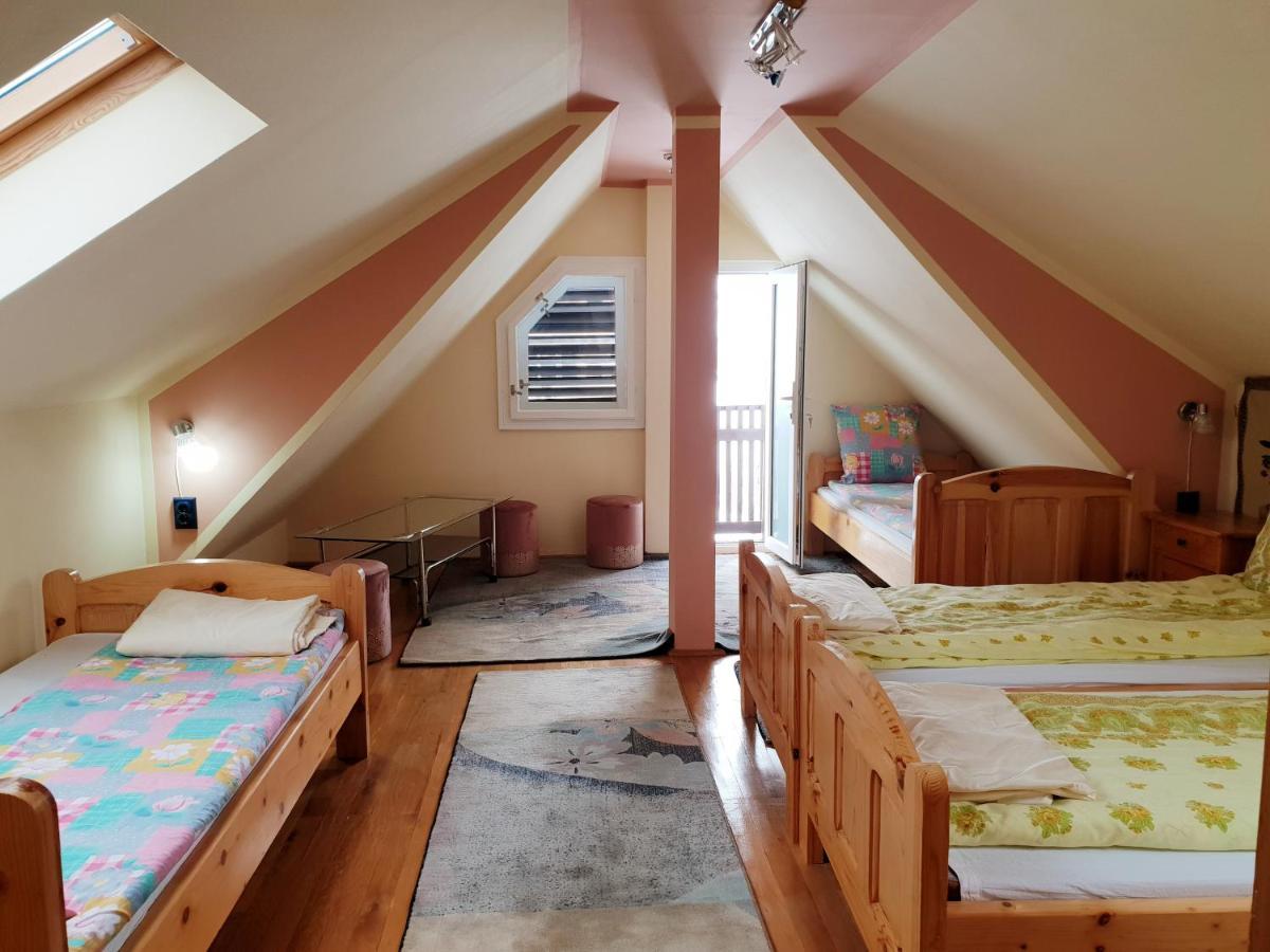 Antal Apartmans Lunca De Sus Kulcsoshaz Gyimesfelsolok Exterior photo